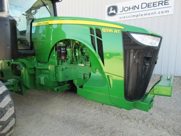 Image of John Deere 8335RT equipment image 3