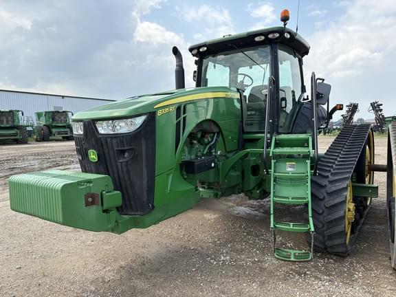 Image of John Deere 8335RT equipment image 2