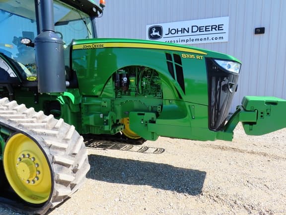 Image of John Deere 8335RT equipment image 3