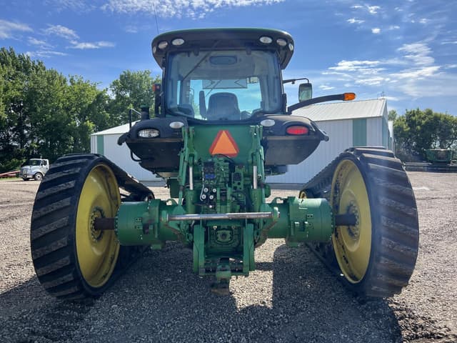 Image of John Deere 8335RT equipment image 2