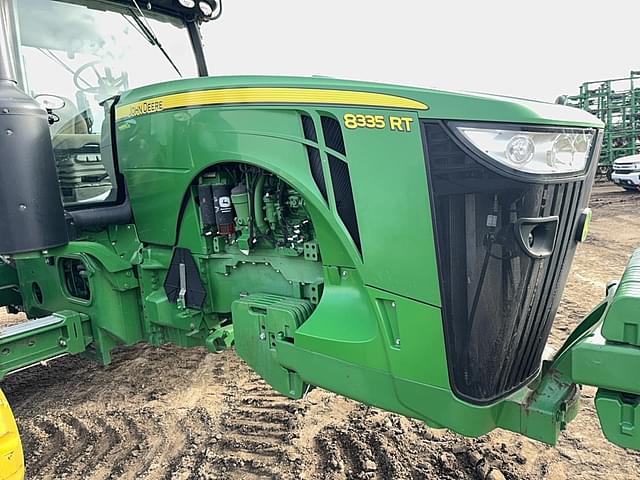 Image of John Deere 8335RT equipment image 2