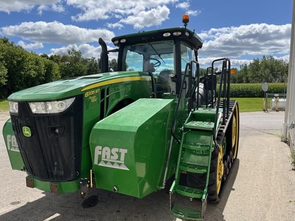Image of John Deere 8335RT equipment image 2