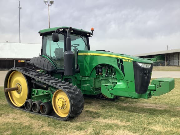 Image of John Deere 8335RT equipment image 3