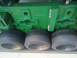 Main image John Deere 8335RT 39