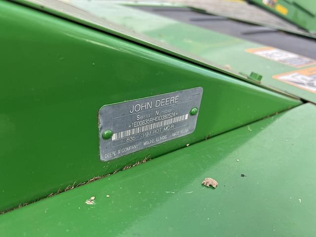 Image of John Deere 835 equipment image 4