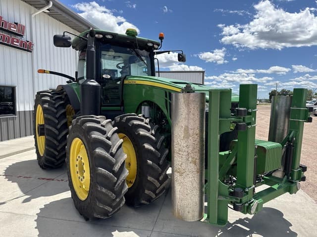 Image of John Deere 8360R equipment image 1