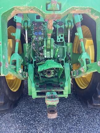 Image of John Deere 8360R equipment image 4