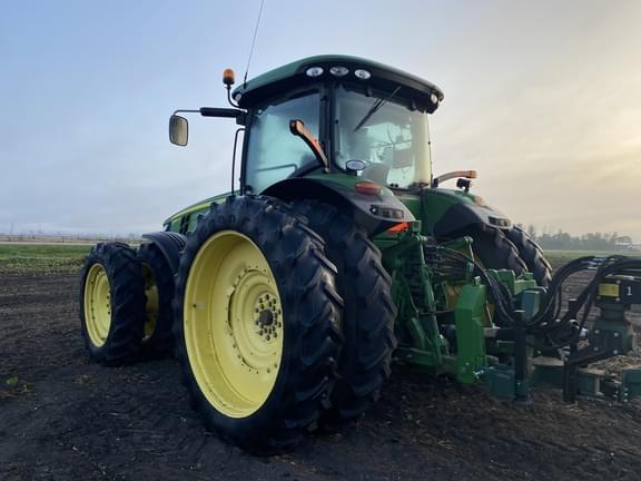 Image of John Deere 8360R equipment image 2