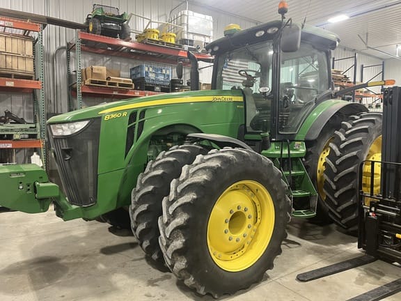 2013 John Deere 8360R Equipment Image0