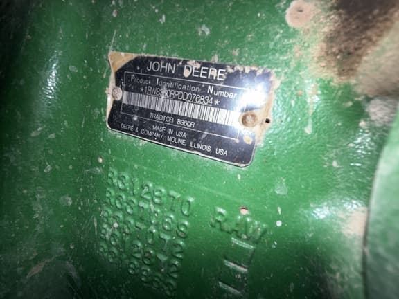 Image of John Deere 8360R equipment image 3