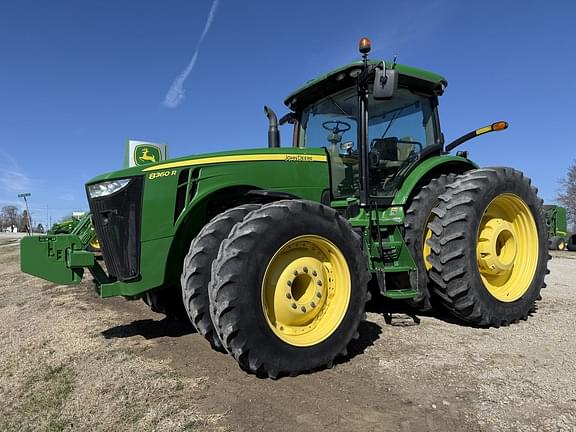 Image of John Deere 8360R equipment image 1