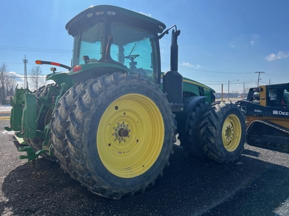 Image of John Deere 8360R equipment image 3