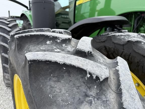 Image of John Deere 8360R equipment image 1