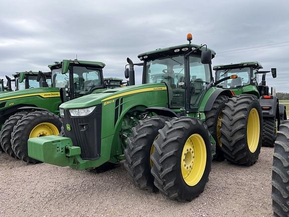 Image of John Deere 8360R Primary image