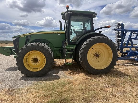 Image of John Deere 8360R equipment image 1