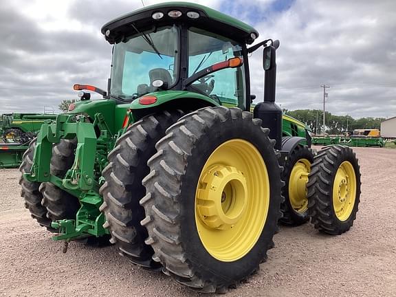 Image of John Deere 8360R equipment image 3