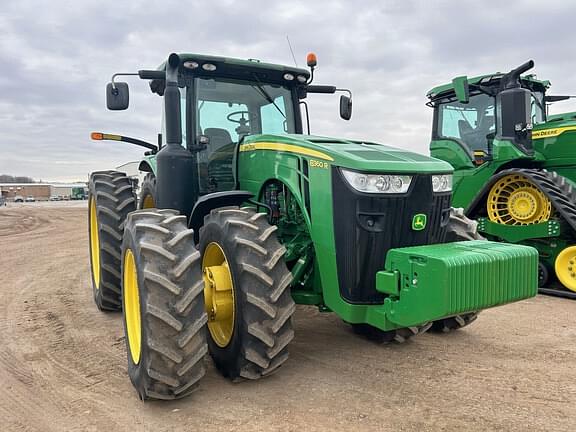 Image of John Deere 8360R equipment image 1