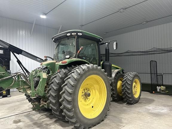 Image of John Deere 8360R equipment image 2