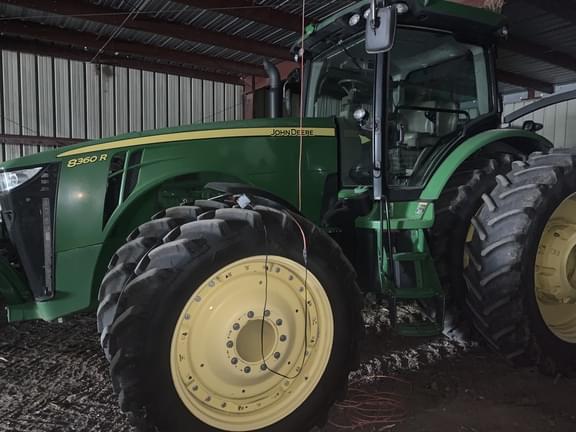 Image of John Deere 8360R equipment image 3