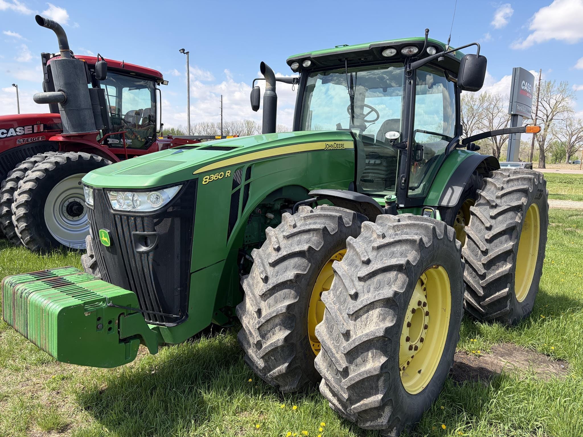 2013 John Deere 8360R Equipment Image0