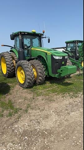 Image of John Deere 8360R equipment image 1