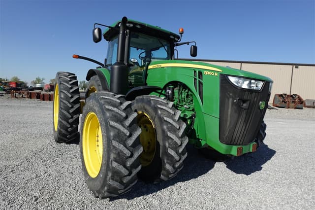 Image of John Deere 8360R equipment image 1