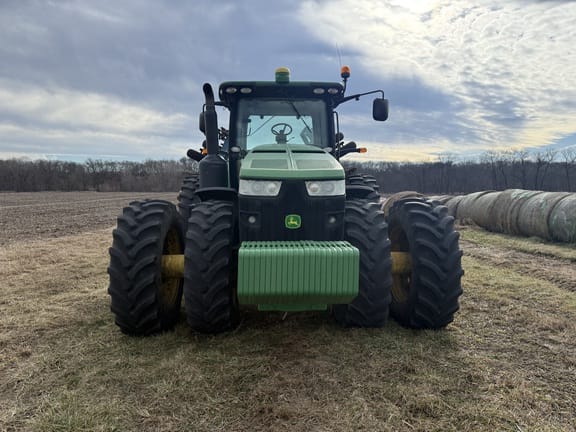2013 John Deere 8360R Equipment Image0