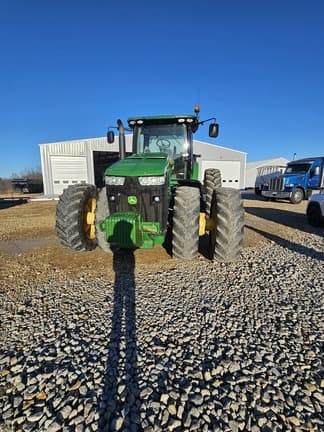 Image of John Deere 8360R equipment image 1