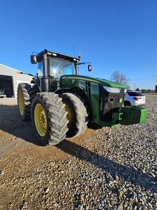 Image of John Deere 8360R equipment image 2