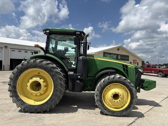 Image of John Deere 8360R equipment image 3
