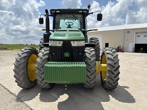 Image of John Deere 8360R equipment image 4