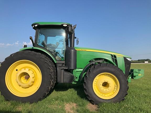 Image of John Deere 8360R equipment image 4