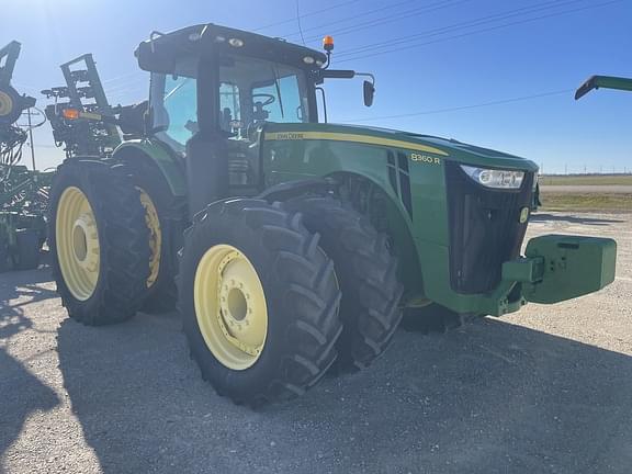 Image of John Deere 8360R equipment image 1