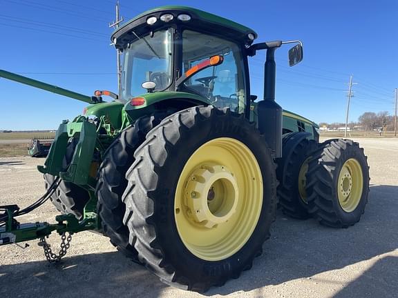 Image of John Deere 8360R equipment image 4