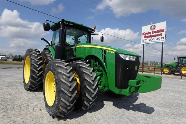 Image of John Deere 8360R equipment image 1