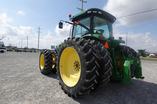 Image of John Deere 8360R equipment image 4