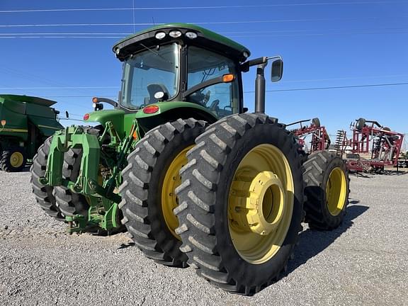 Image of John Deere 8360R equipment image 4