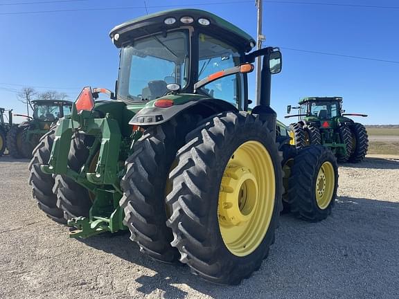 Image of John Deere 8360R equipment image 4