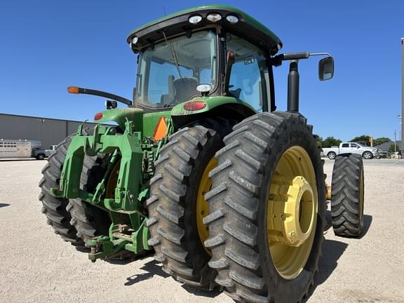 Image of John Deere 8360R equipment image 4