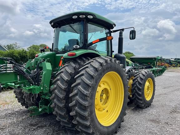 Image of John Deere 8360R equipment image 2