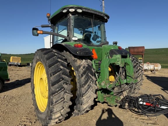 Image of John Deere 8360R equipment image 4