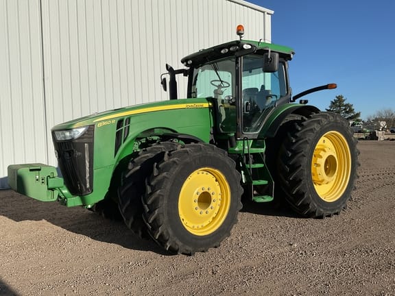 2013 John Deere 8360R Equipment Image0
