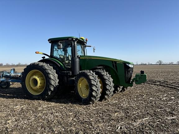 Image of John Deere 8360R equipment image 2