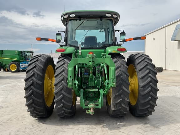 Image of John Deere 8360R equipment image 3