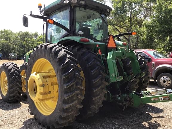 Image of John Deere 8360R equipment image 2