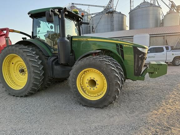 Image of John Deere 8360R equipment image 3