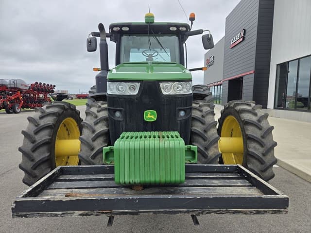 Image of John Deere 8360R equipment image 2