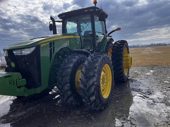 Image of John Deere 8360R equipment image 1