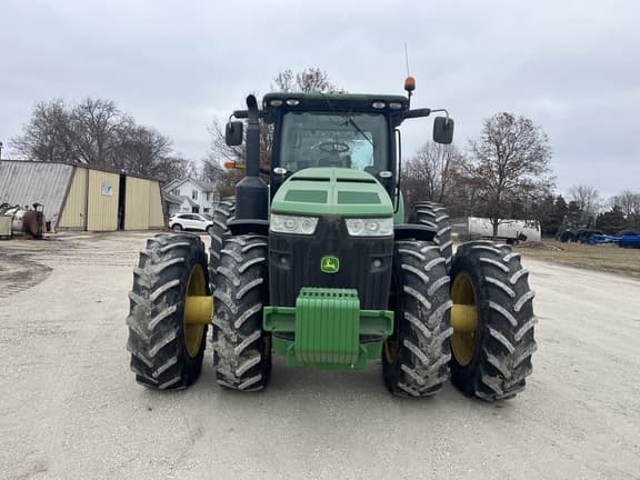 Image of John Deere 8360R equipment image 3