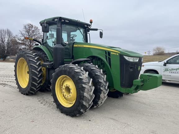Image of John Deere 8360R equipment image 1